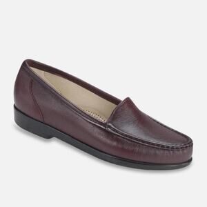 Sas Simplify Everyday Loafer Comfort Slip-On Shoes Antique Wine Womens Size 9.5